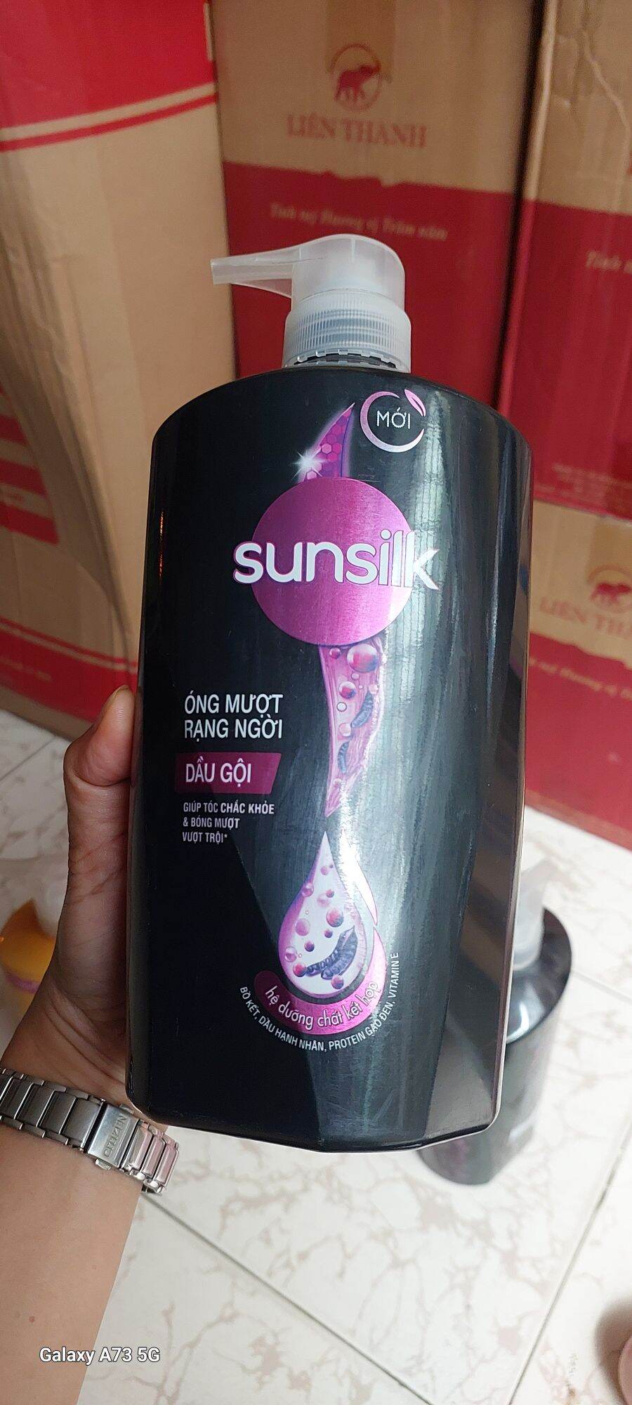   Xả hàng  Dầu gội Sunsilk Đen Vàng  Ngẫu Nhiên  900g hsd t4 2027 