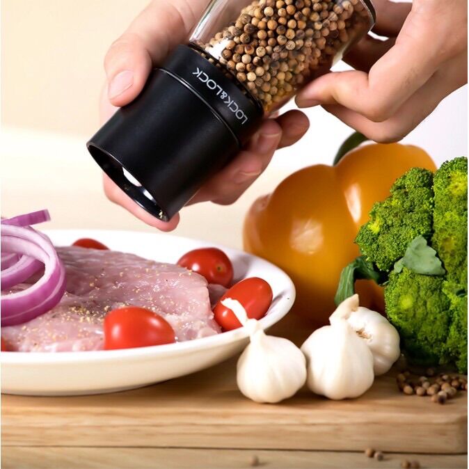 Hủ Xay Tiêu Thủy Tinh Lock&Lock CKO115S2 - 140ml