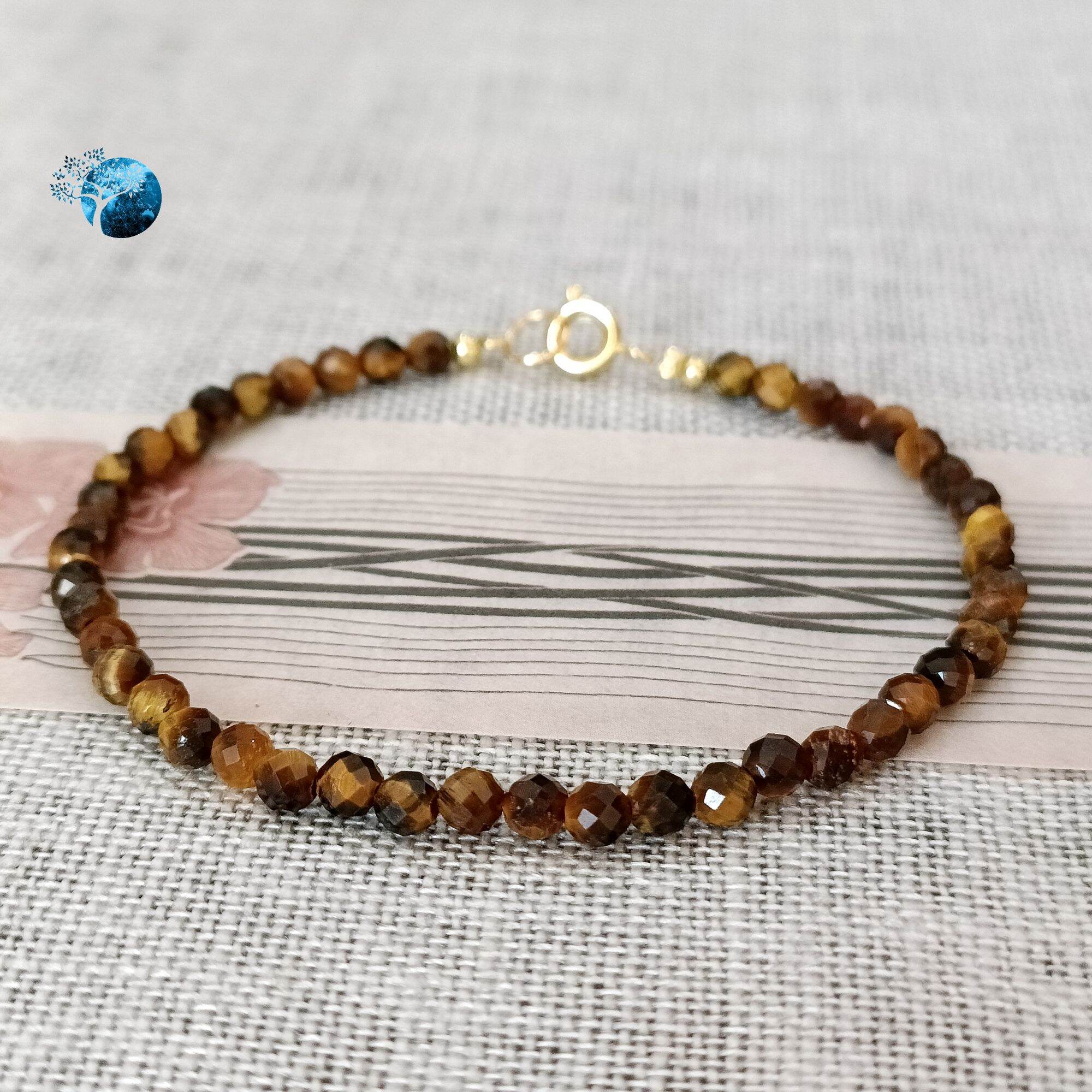 Vòng đá mắt hổ cắt giác