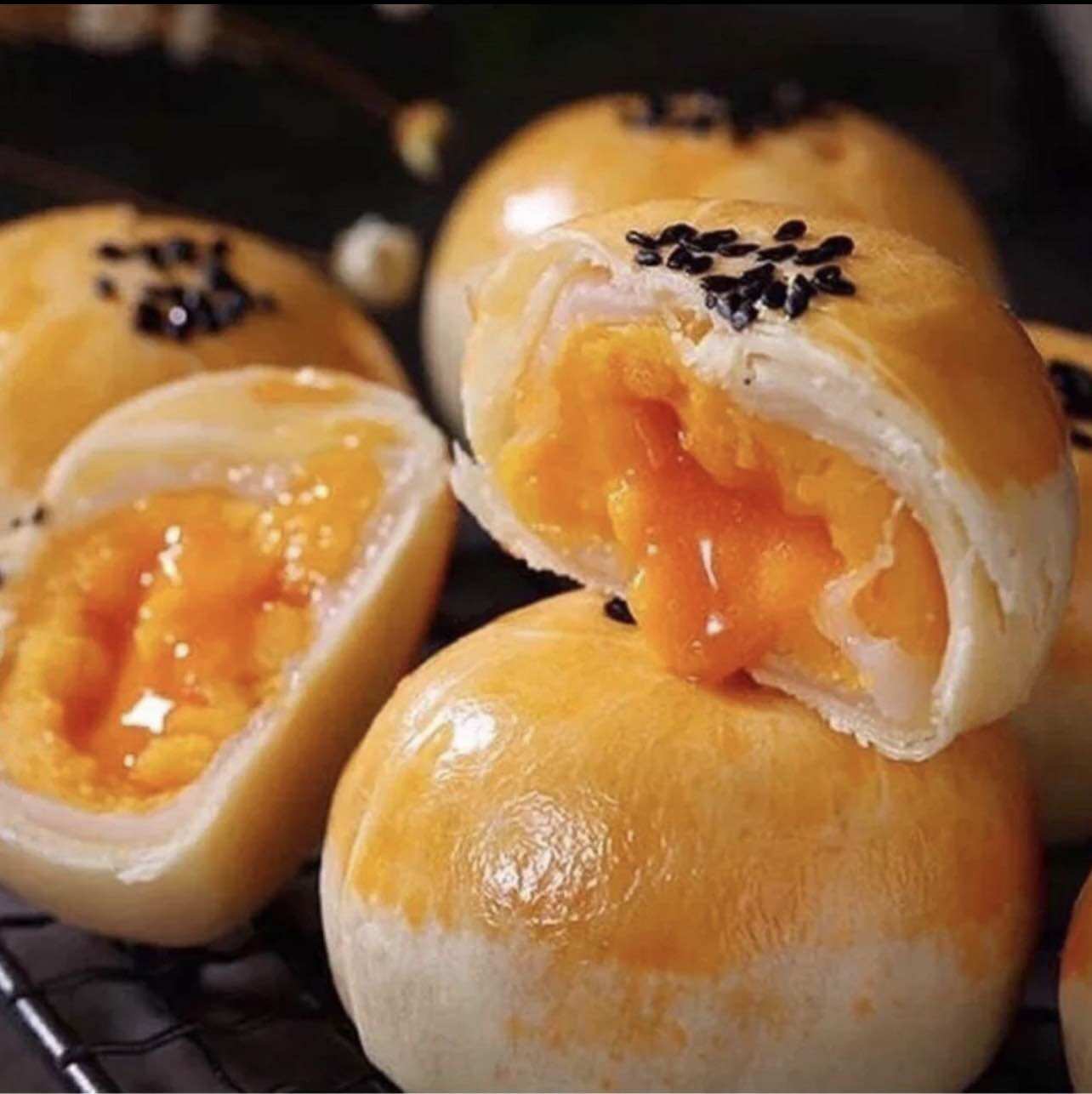 1 Thùng bánh trứng chảy ngàn lớp 48cái