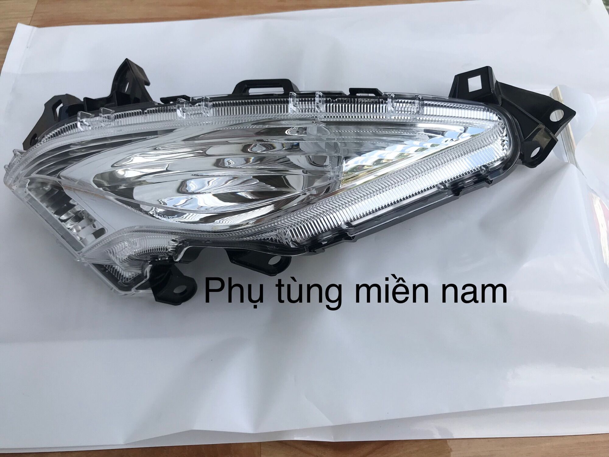 ĐÈN XI NHAN TRÁI VISION 2014-2020, đèn xinhan Vision