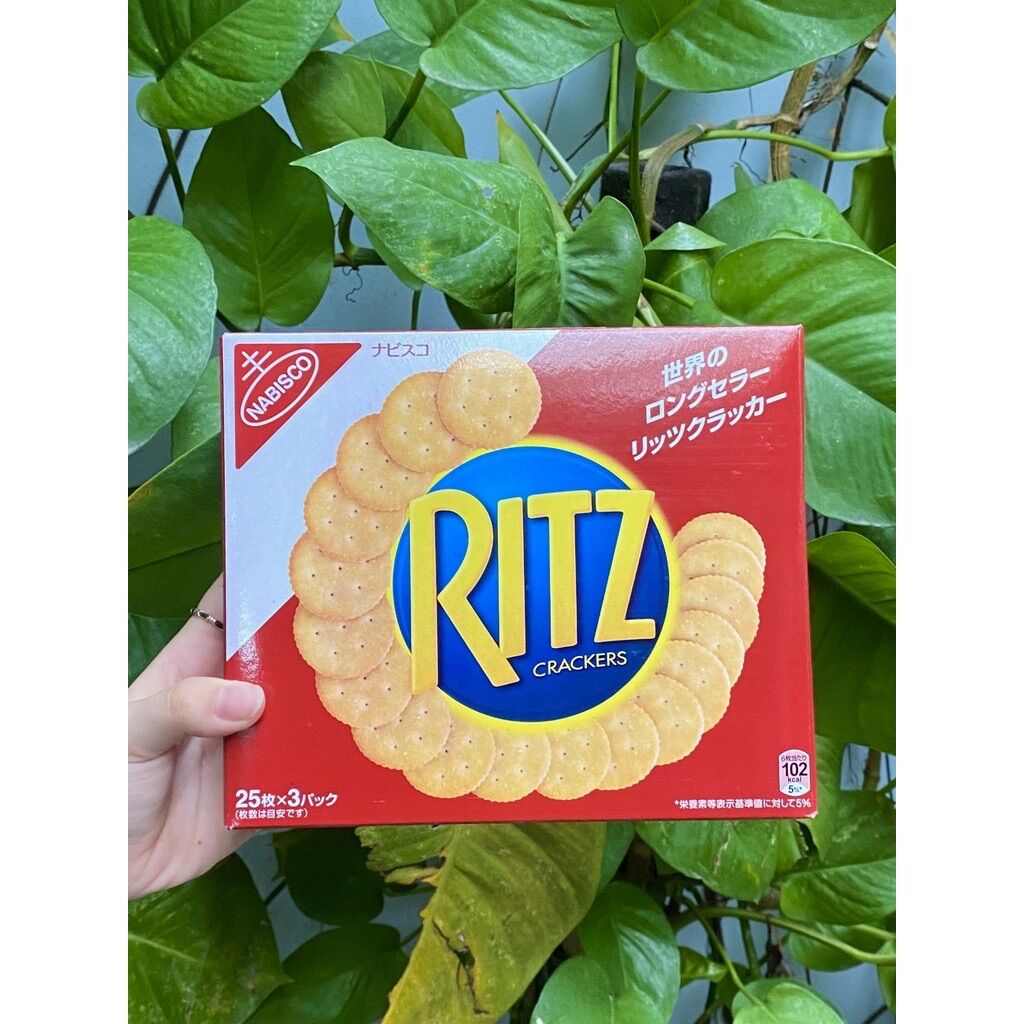 Hộp 3 gói bánh quy giòn ritz cracker mặn 247g