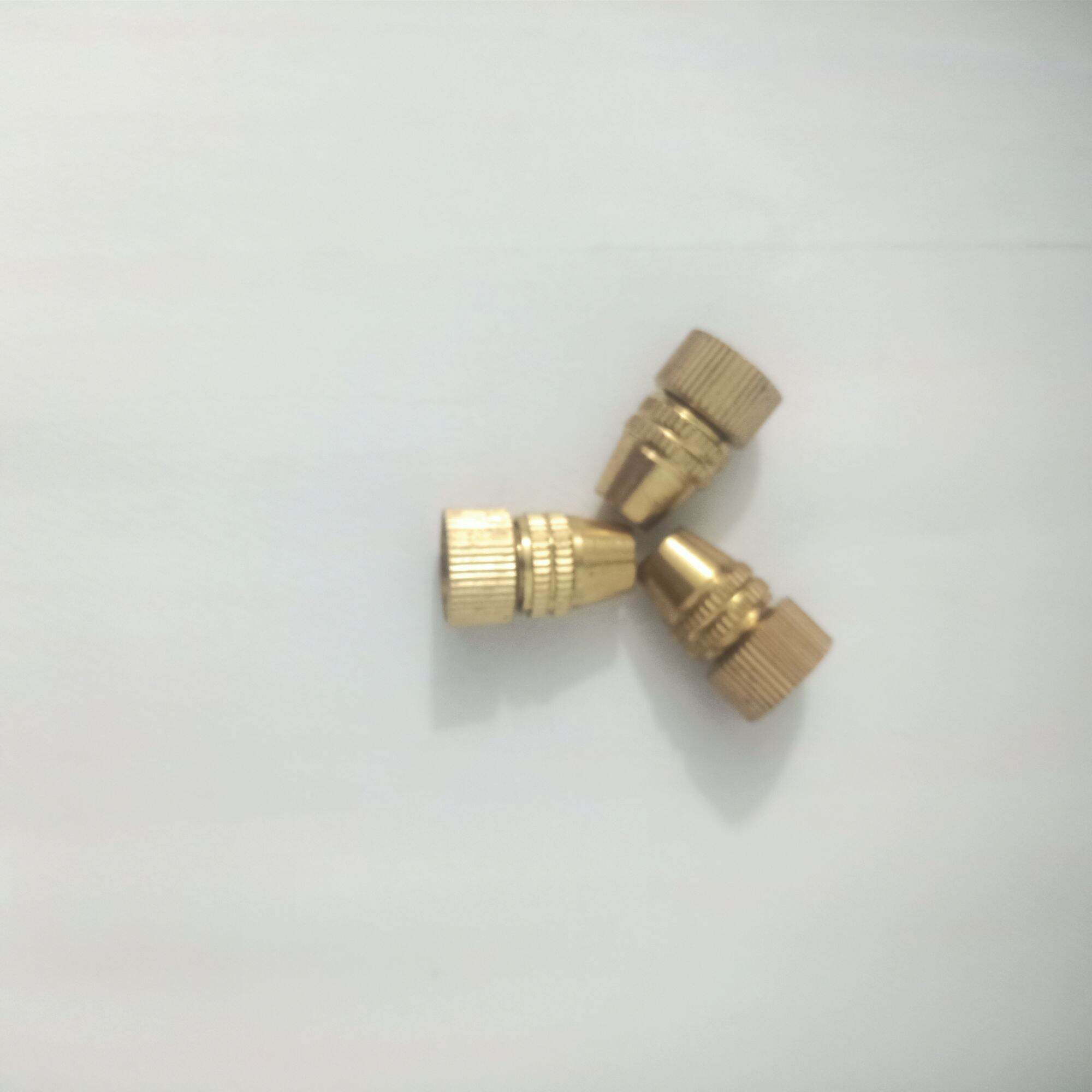 Béc Đồng Bình Xịt Tưới Cây Dudaco 2L-20L