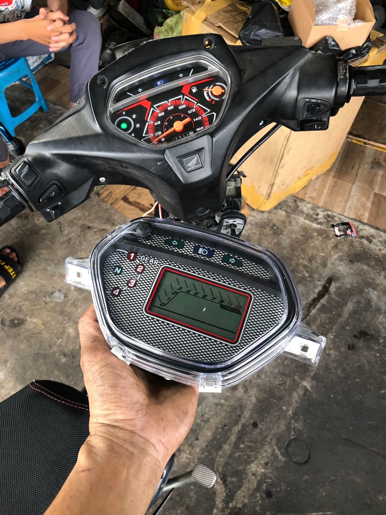 Đồng Hồ Điện Tử WAVE- BLADE 110