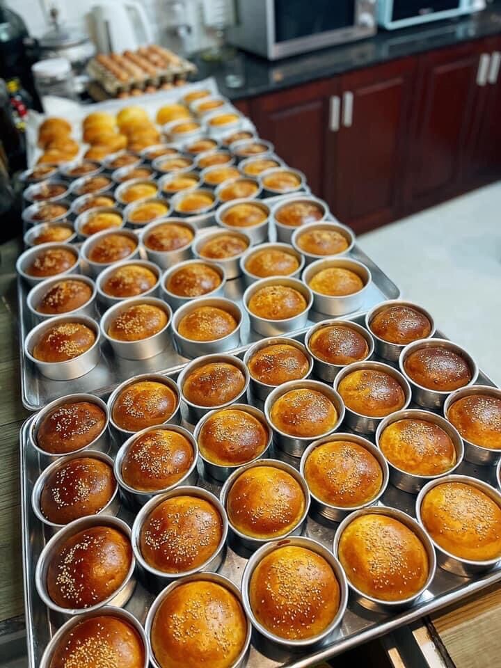 Khuôn làm bánh da lợn,cupcake,gato mini,hamburger