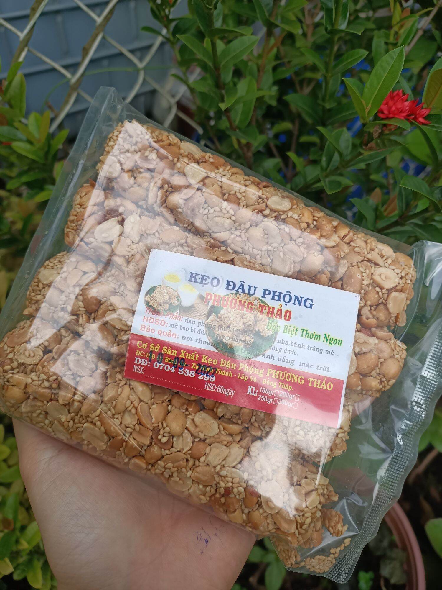 Kẹo đậu phộng Phương Thảo dạng ống