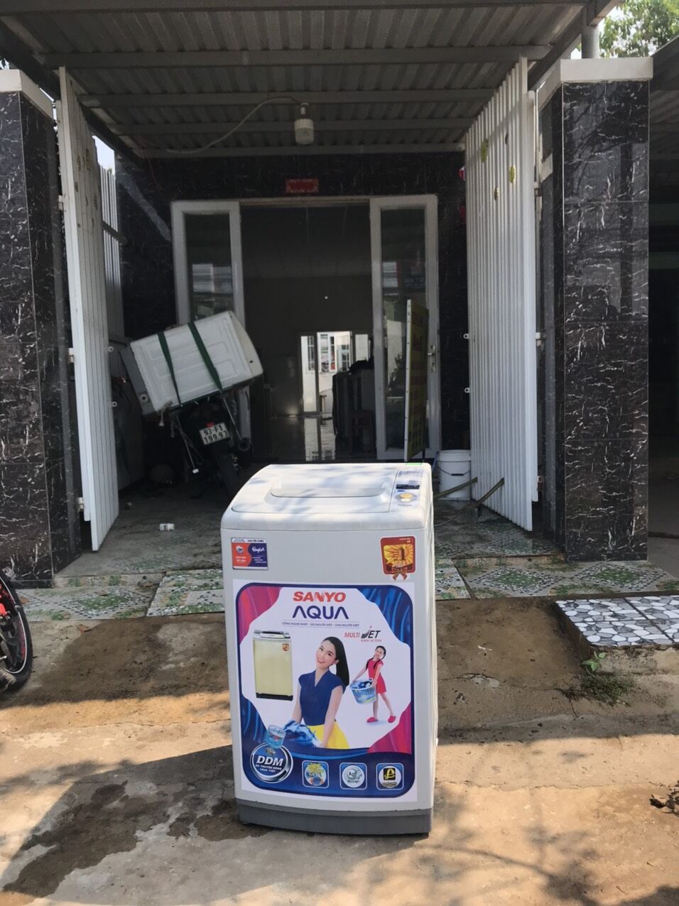 Máy giặt Sanyo 7kg