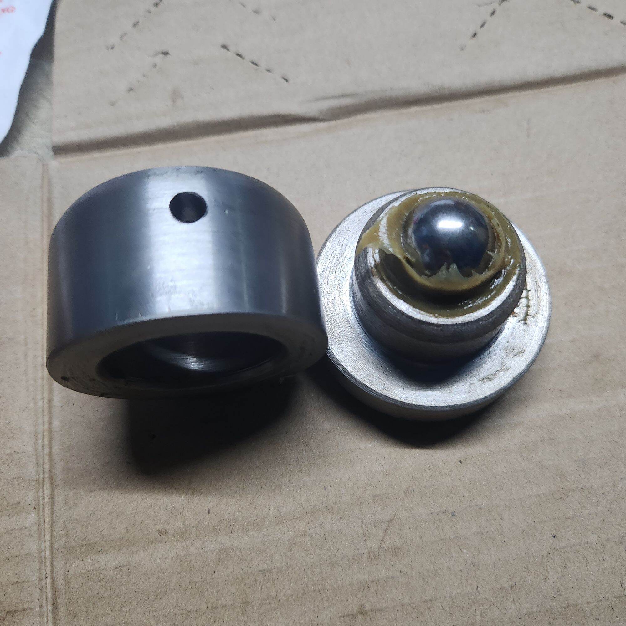 Bản lề cối bi thép
