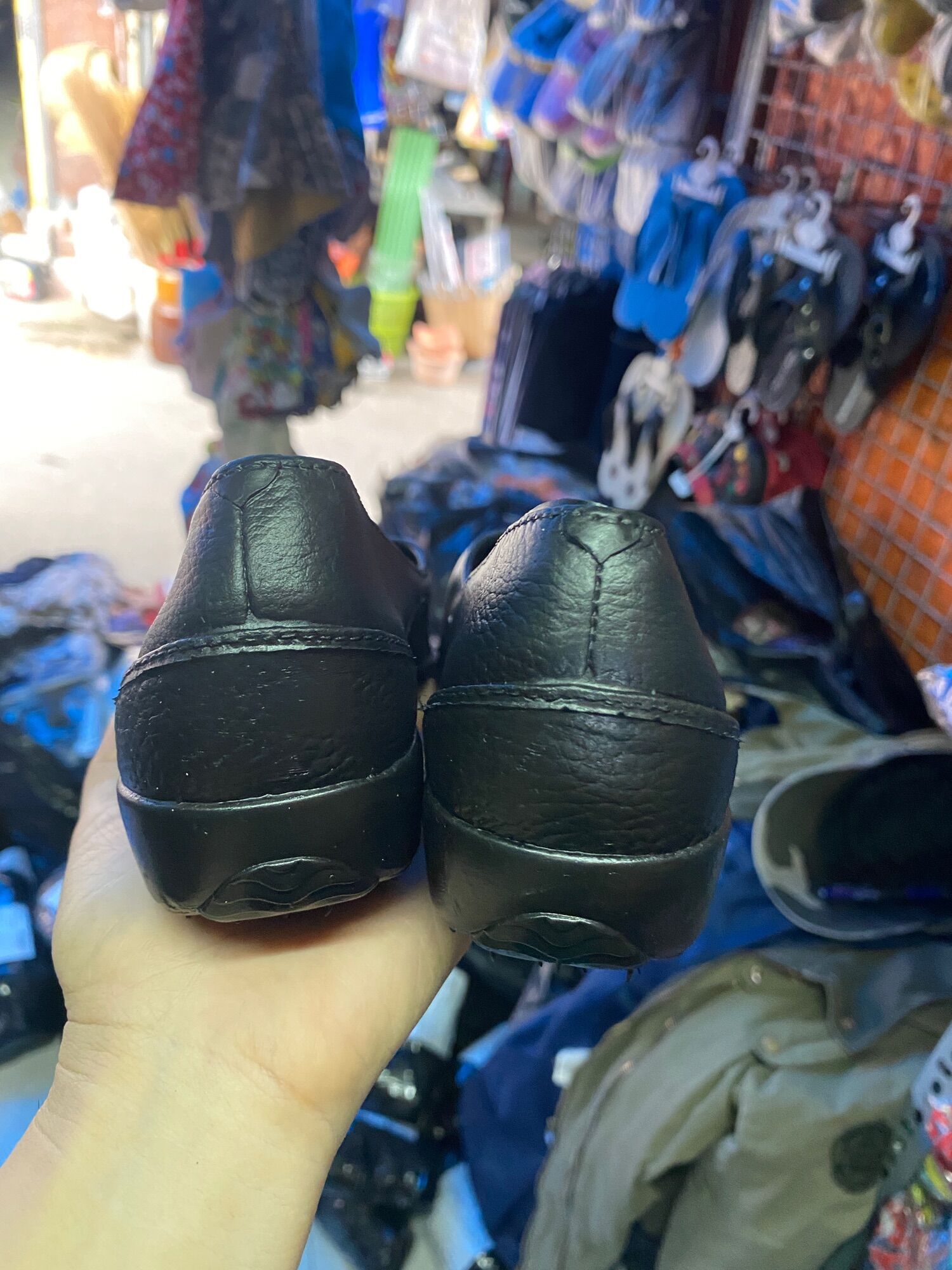 Giày nhựa dẻo mềm đen nữ 1699(size 36-40)