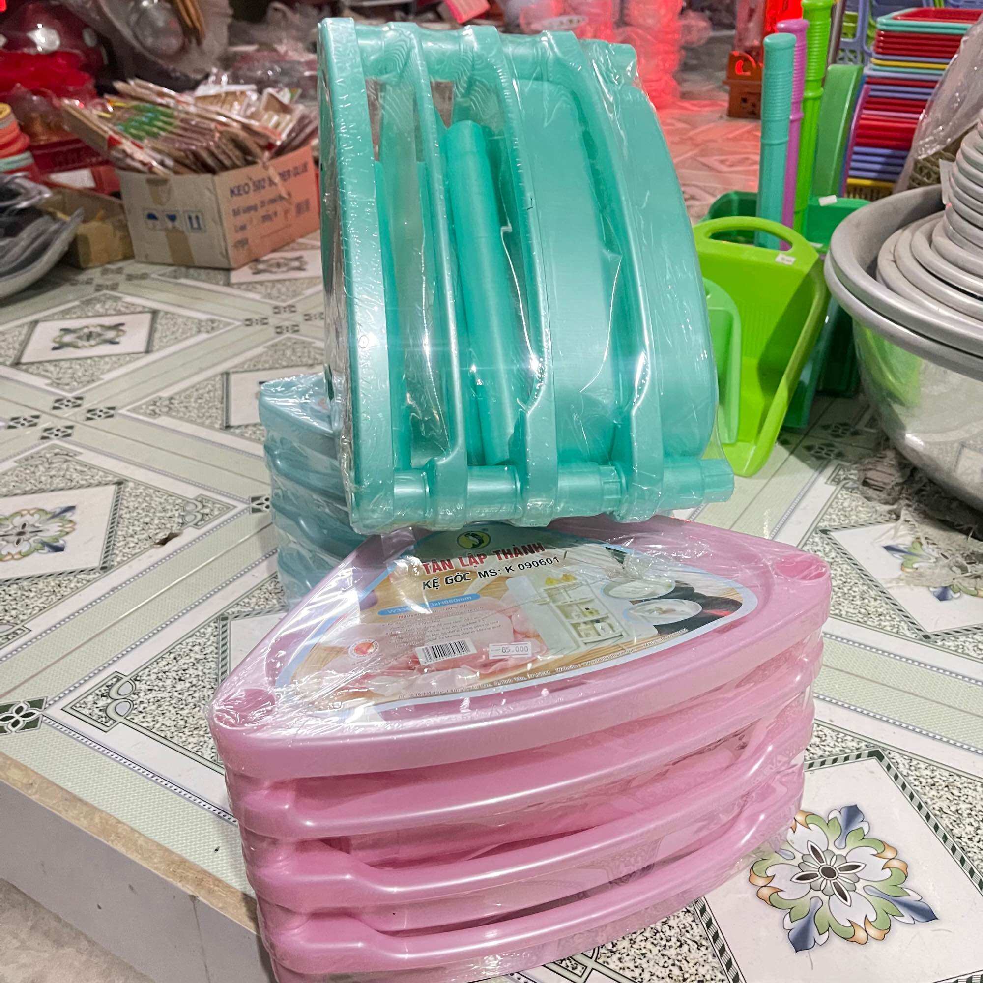 kệ góc nhà tắm 4 tầng