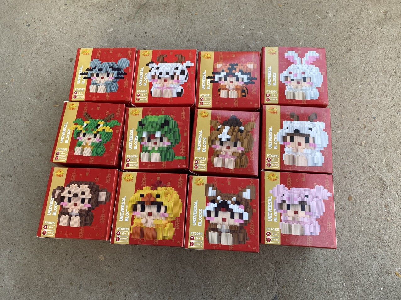 Lego 12 con giáp tặng 1 búa khi mua sét 12 con