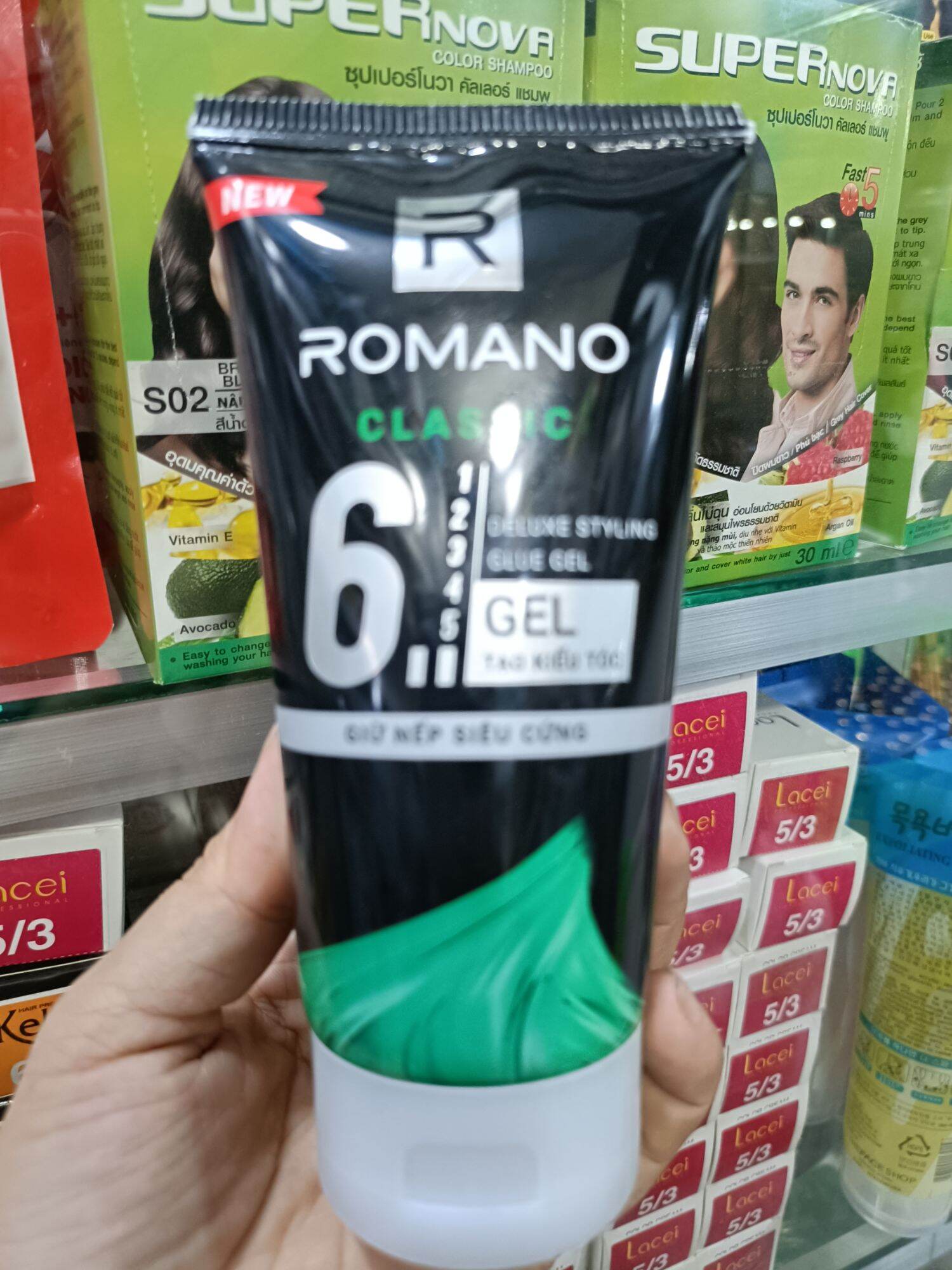 Gel vuốt tóc Romano Classic giữ nếp lâu và giữ nếp siêu cứng 150g/chai