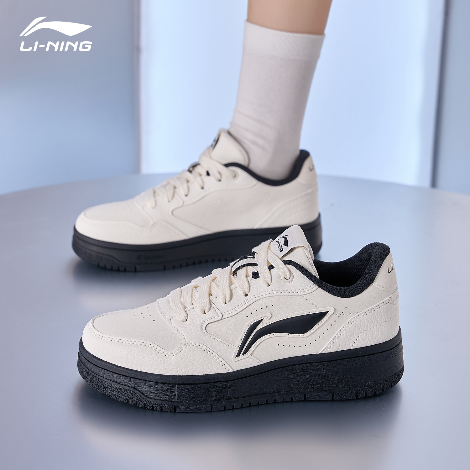Li-Ning Nữ Thoải Mái Giày Cổ Điển Thời Trang Giày Thể Thao Cổ Thấp 2024 Mẫu Mới Nhẹ Chống Mài Mòn Slip-On