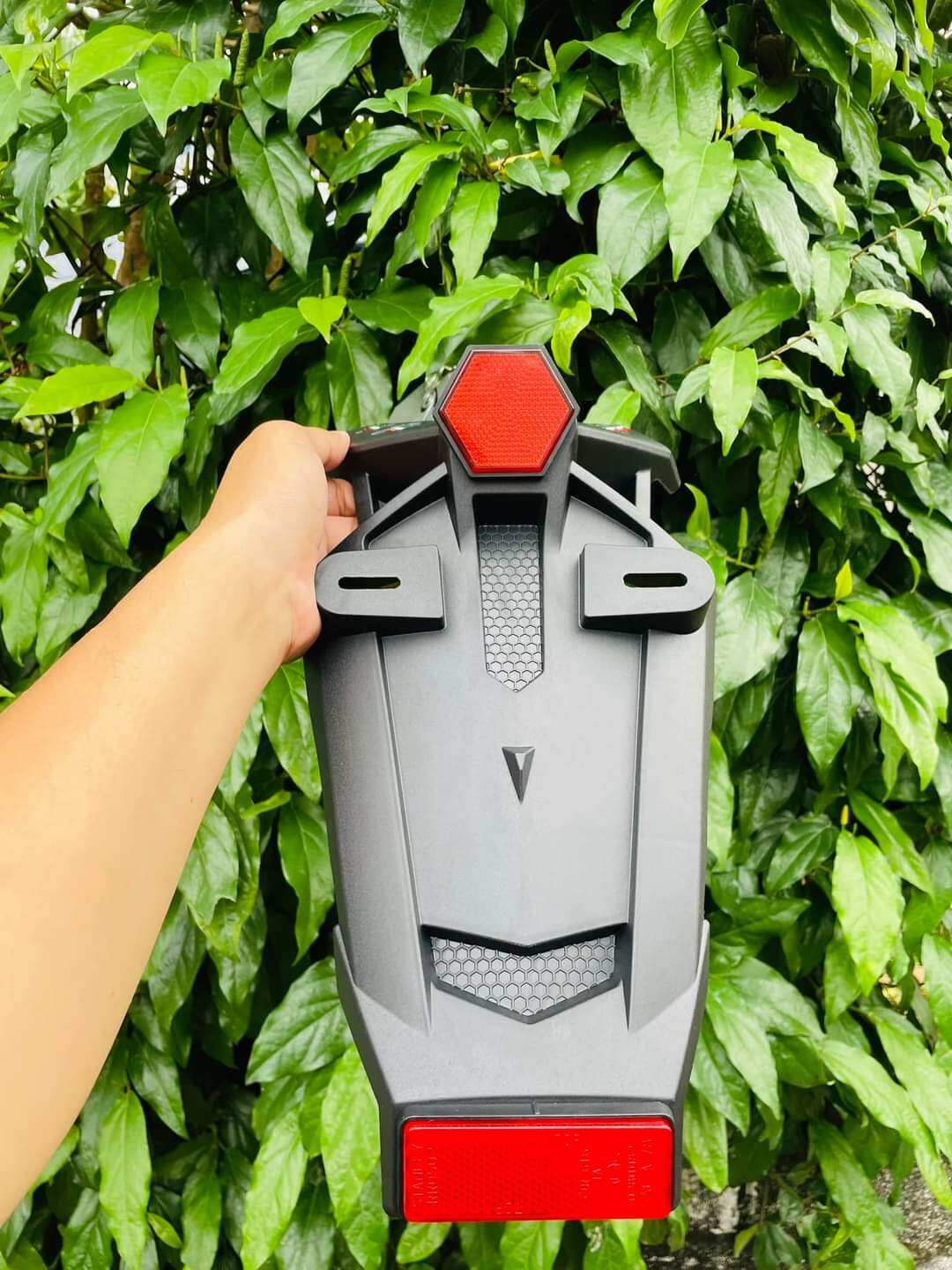 Dè Malay lớn, nhỏ gắn exciter. Tặng dạ quang dè.