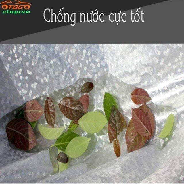 Bạt phủ ô tô tráng bạc cao cấp 4 chỗ . 7 chỗ ( có khóa kéo)