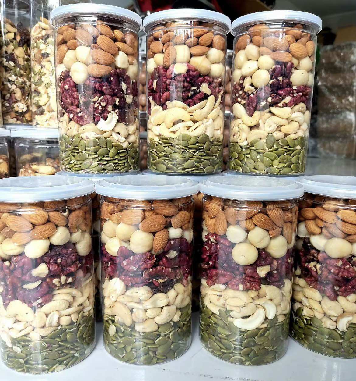 Hạt Dinh Dưỡng 500g- Mix 5 Loại Hạt (macca, óc chó đỏ, hạt điều, hạt bí, hạnh nhân)