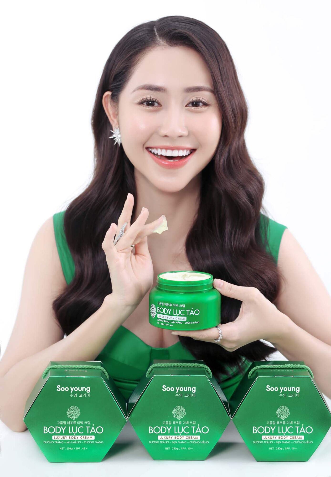 [HCM]KEM BODY LỤC TẢO SOO YOUNG 250g