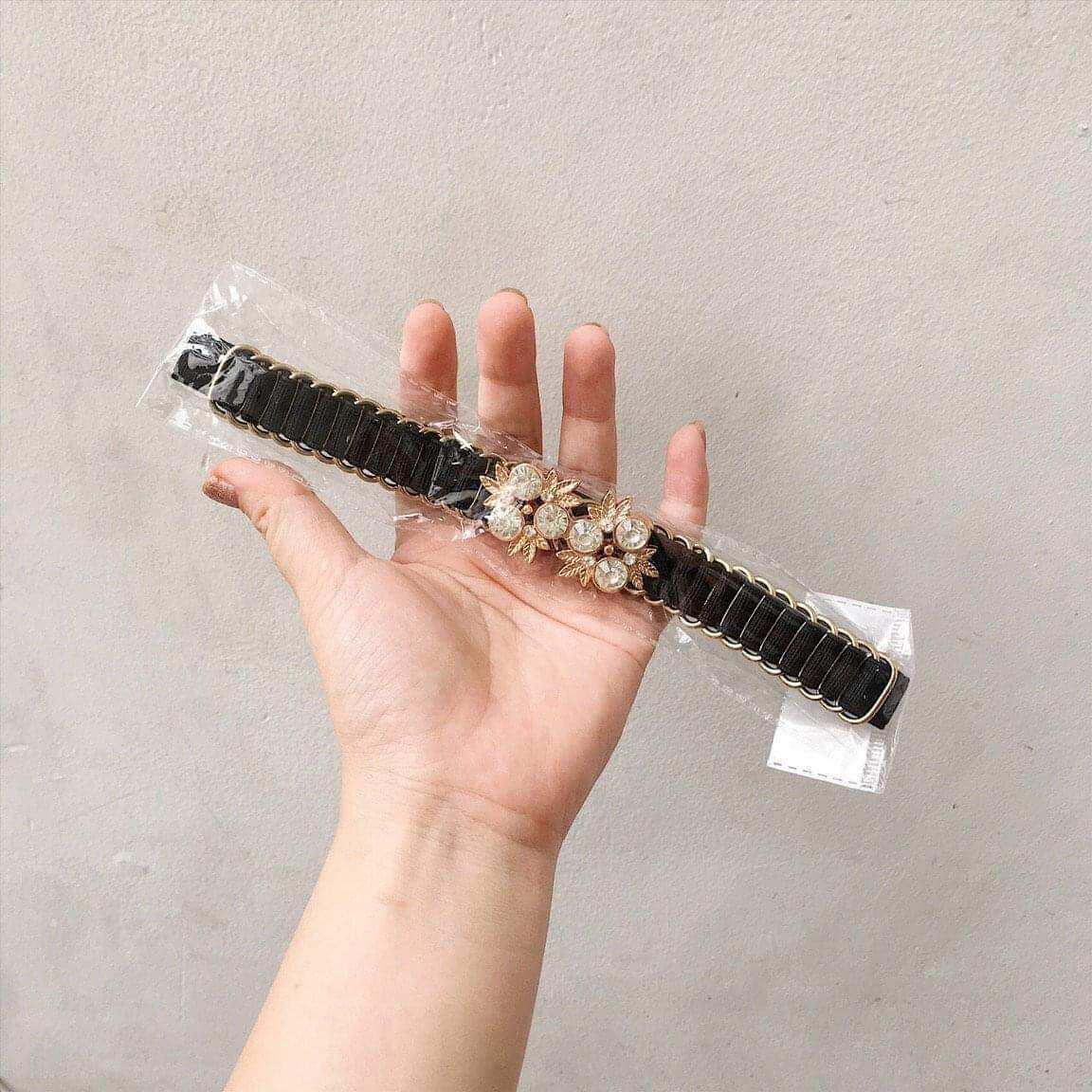 Đai váy bông hoa xếp li