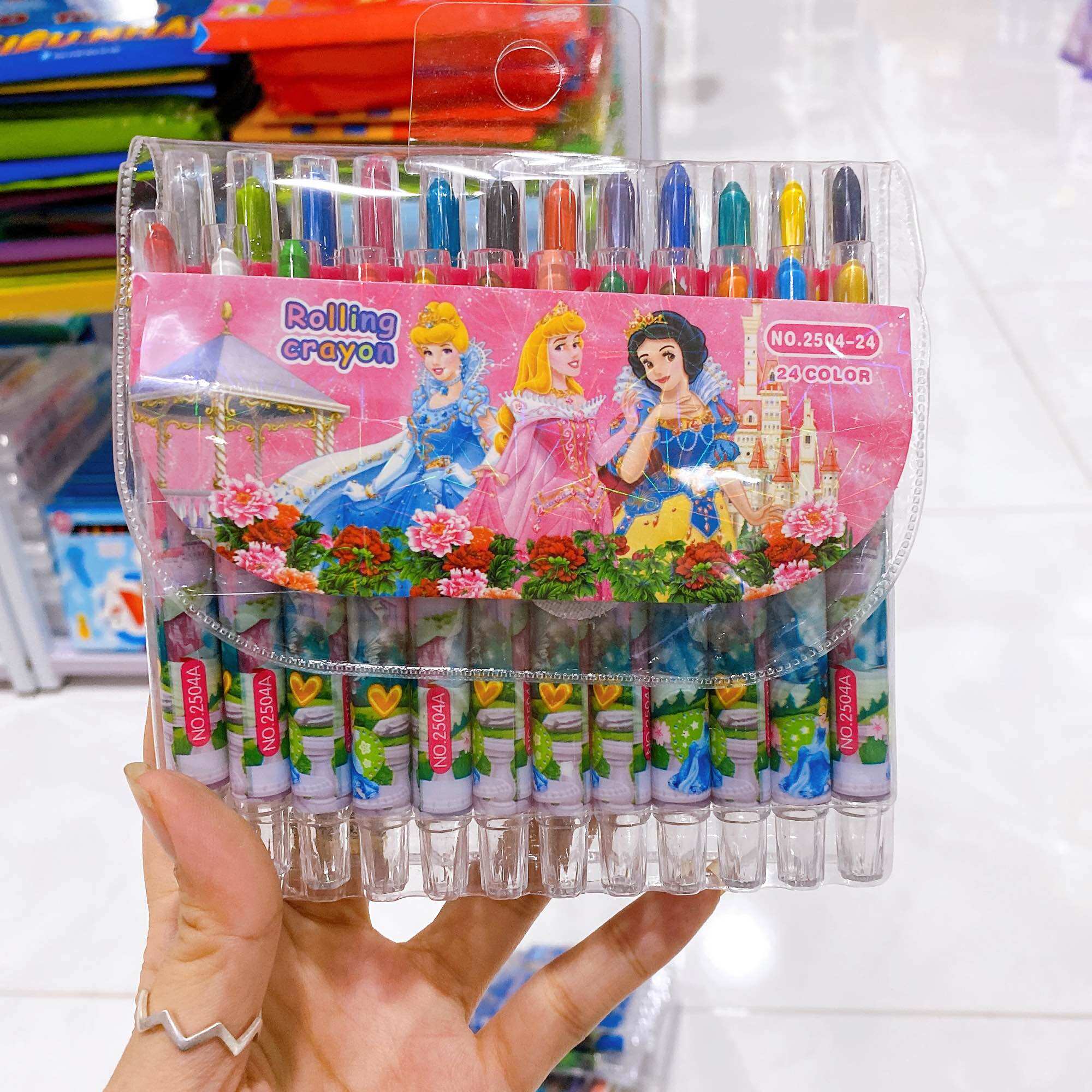 Bút sáp màu vặn 12 18 24 màu- 2507- Hoạ tiết đáng yêu cho bé- màu đẹp sắc nét