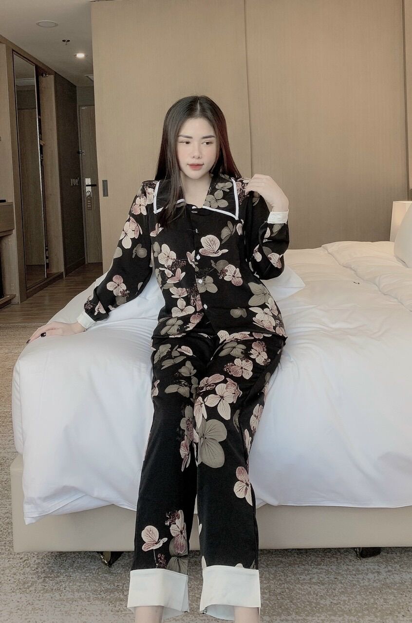 Đồ bộ tiểu thư mặc nhà tay dài quần dài cổ nhọn chất lụa mango