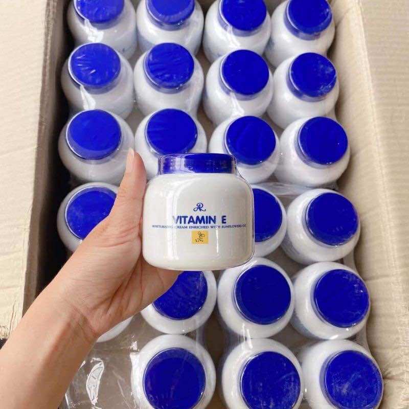 Kem dưỡng ẩm vitamin e thái lan 200g