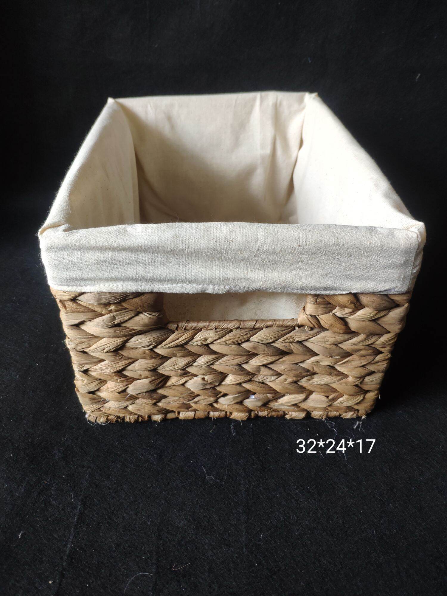 giỏ , sọt lục bình vải lót 32*24*17