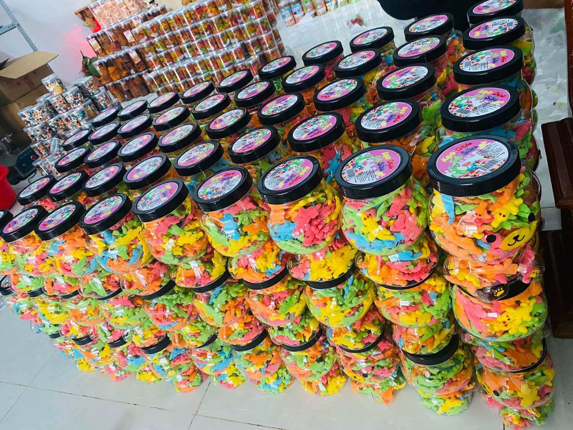 Kẹo dẻo cá sấu tuổi thơ