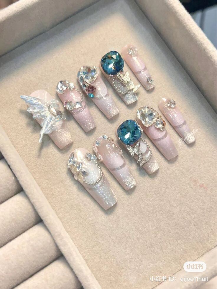 Nailbox thiết kế, nhũ mắt mèo xinh -6
