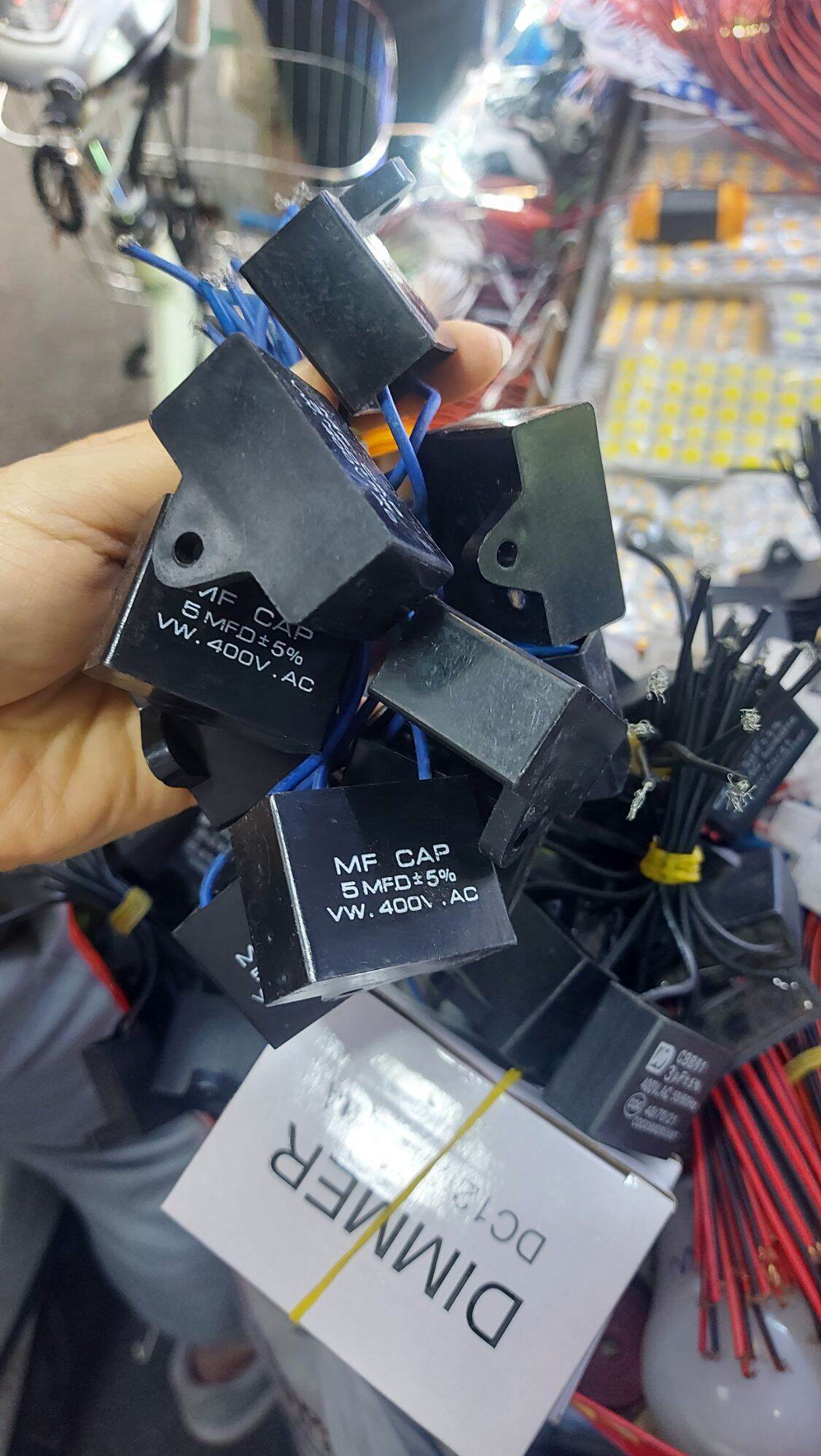 2c tụ quạt 5uf 400v