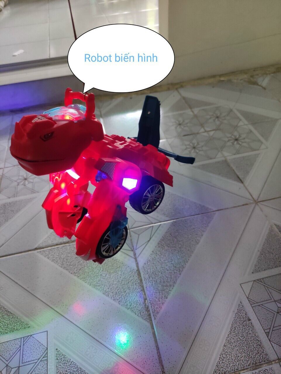 Xe Robot biến hình có nhạc