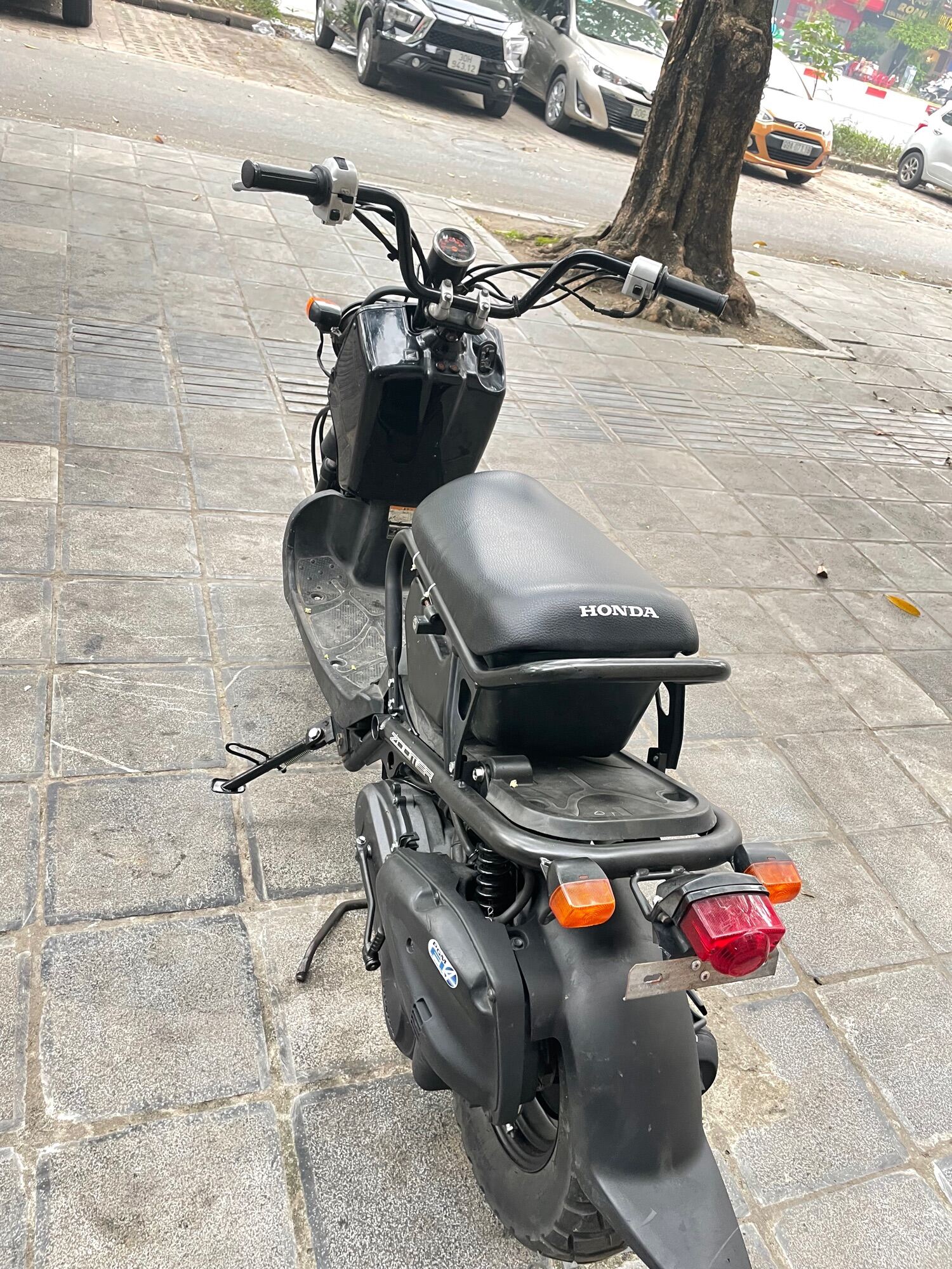 Honda Zoomer X 2021 về Việt Nam giá gần 73 triệu đồng