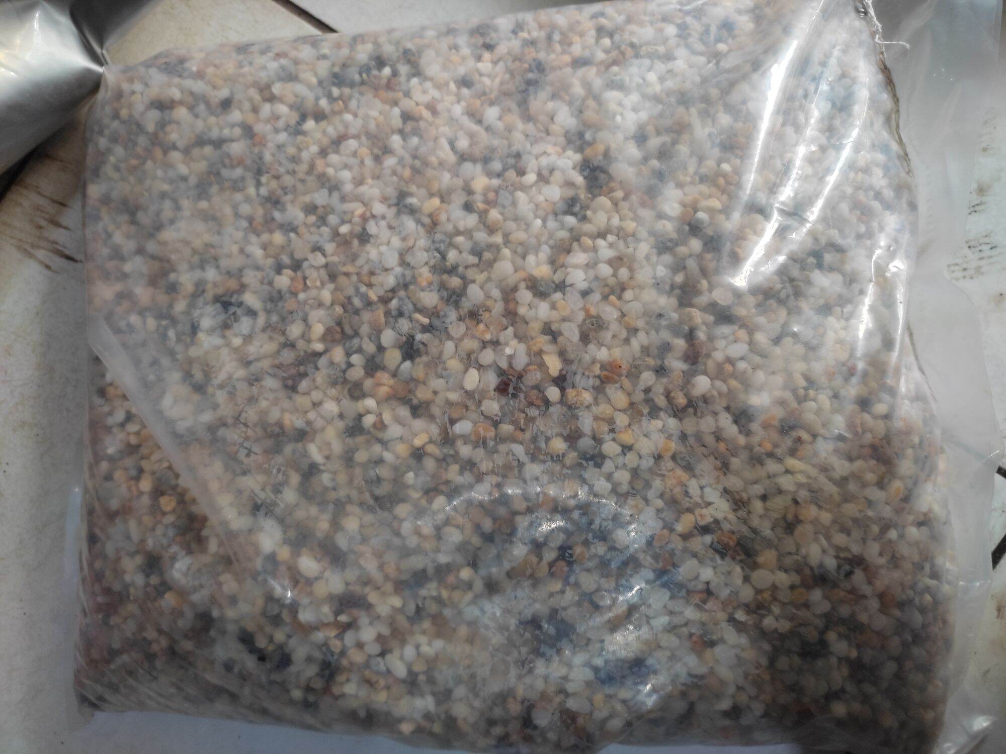 Sỏi suối 12k/kg