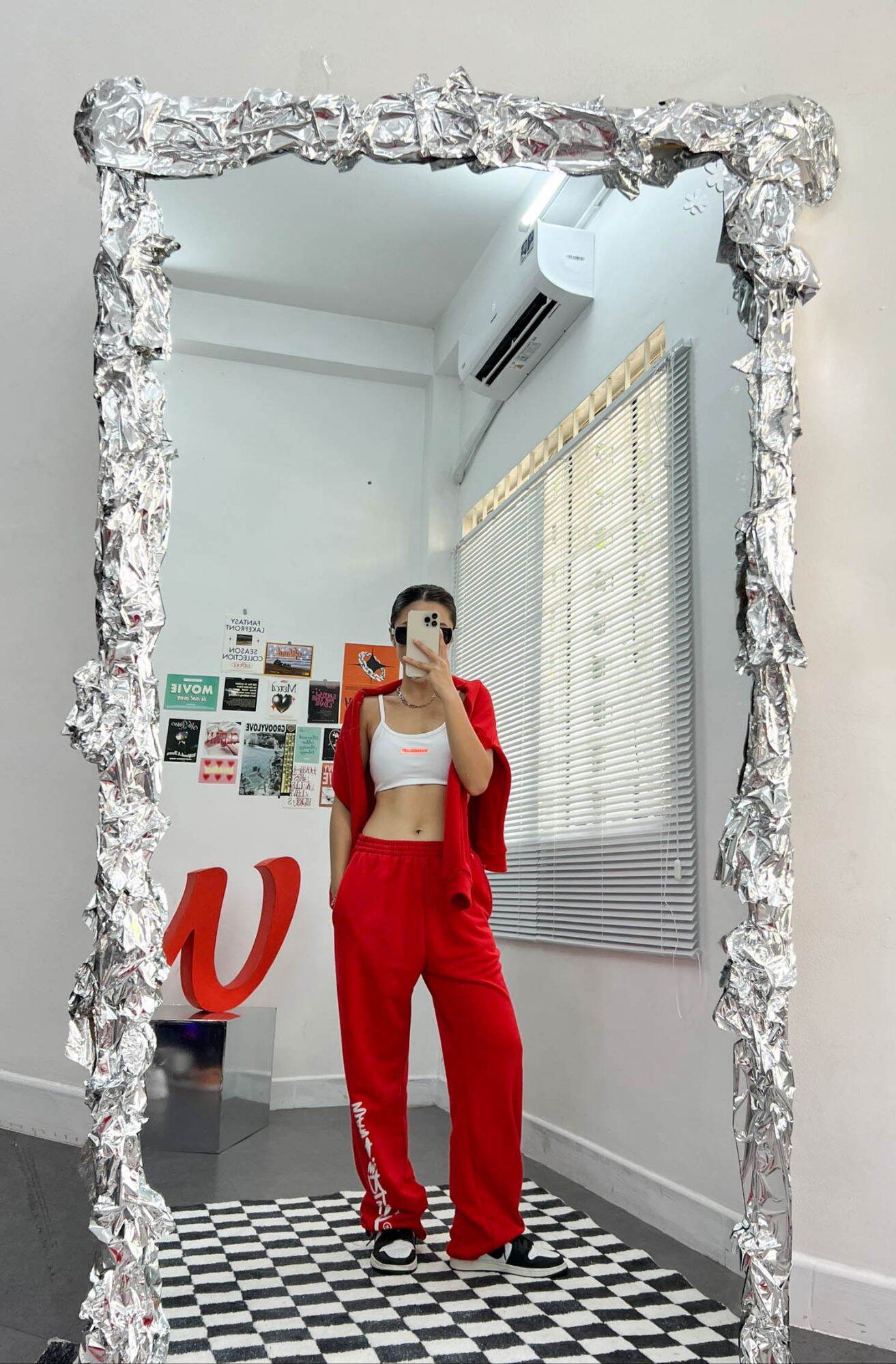 Quần Jogger rút dây in phản quang FW22