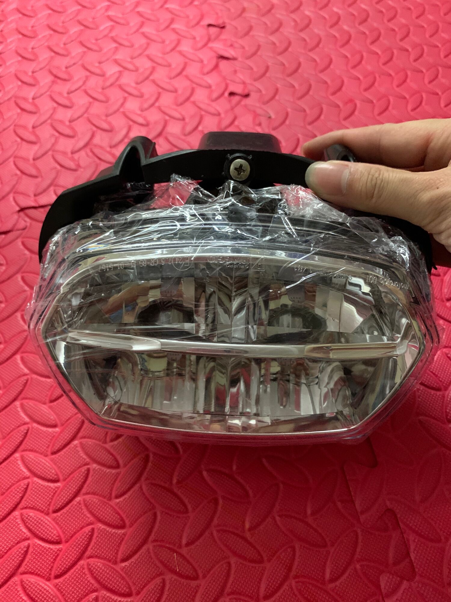 Pha led 2 tầng vespa sprint