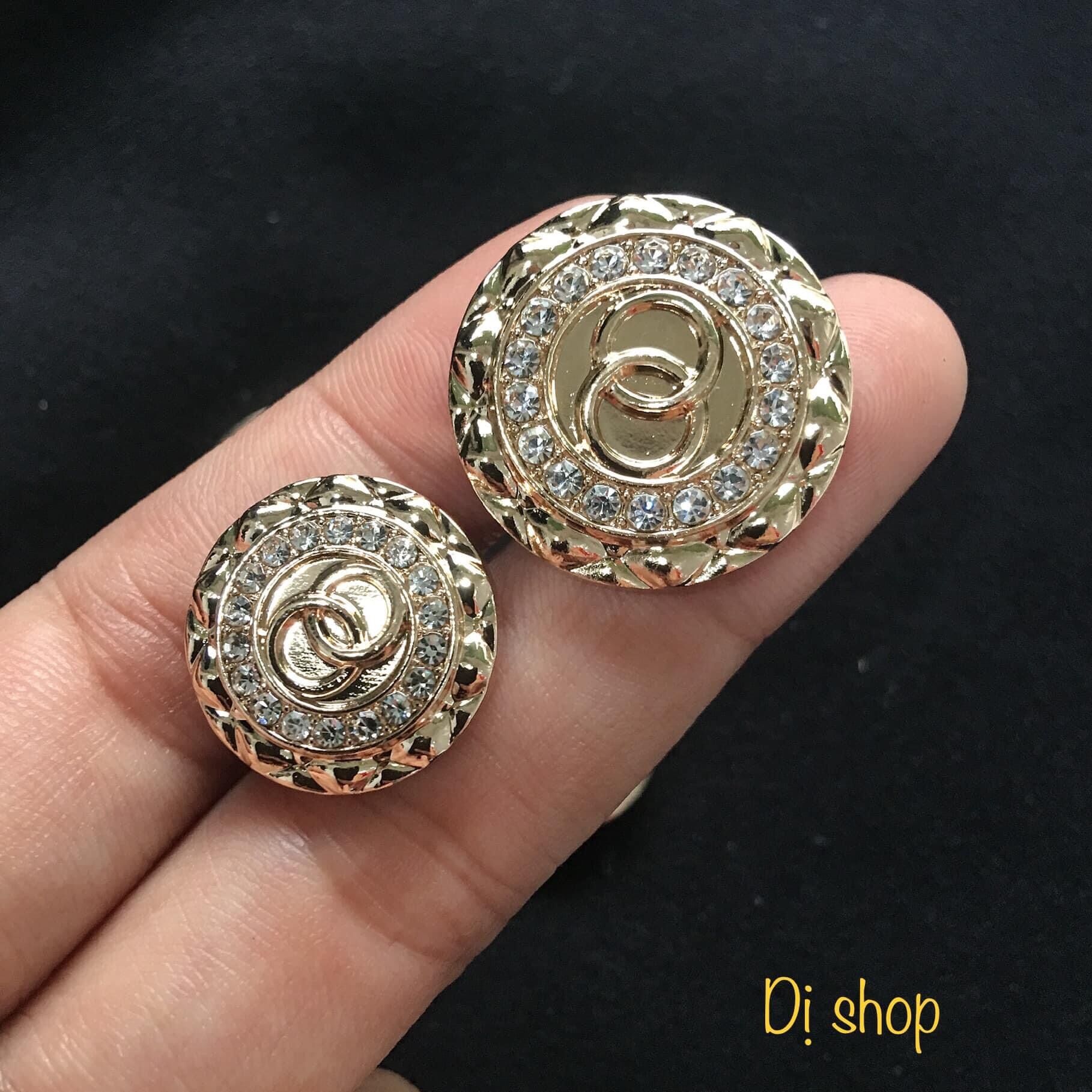 NÚT KIM LOẠI ĐÍNH ĐÁ 2 size