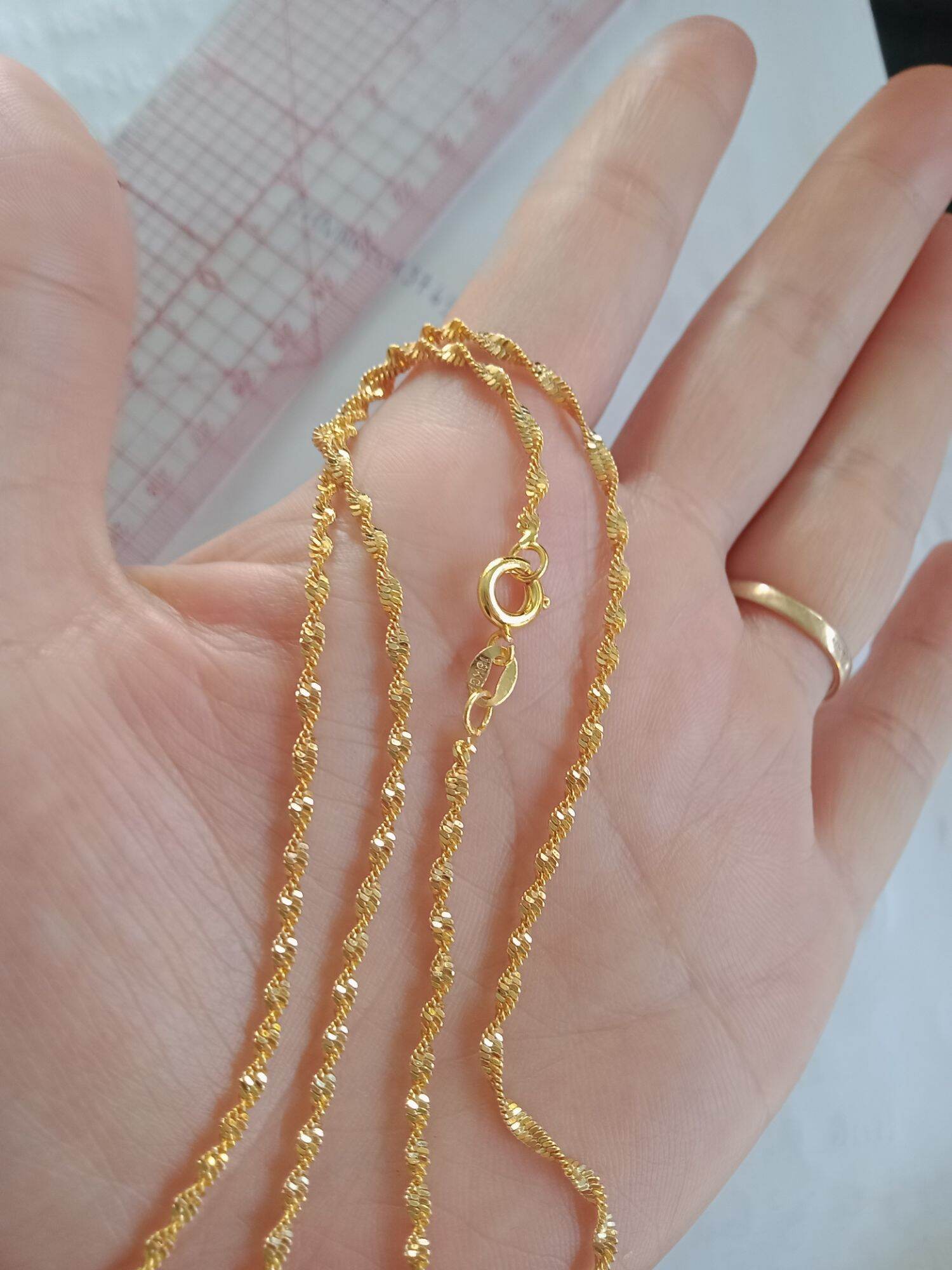 Dây chuyền nữ có khắc tên thương hiệu