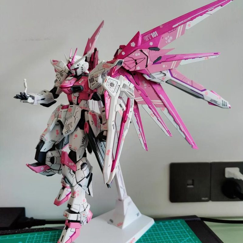 Bandai | Hình Mô Hình Gundam Exia Unicorn MGEX