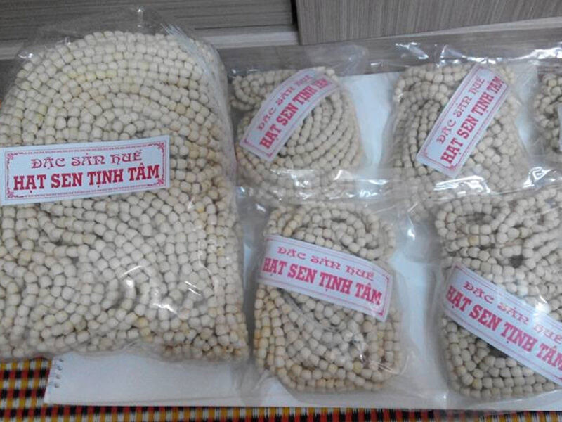hạt sen khô nấu chè