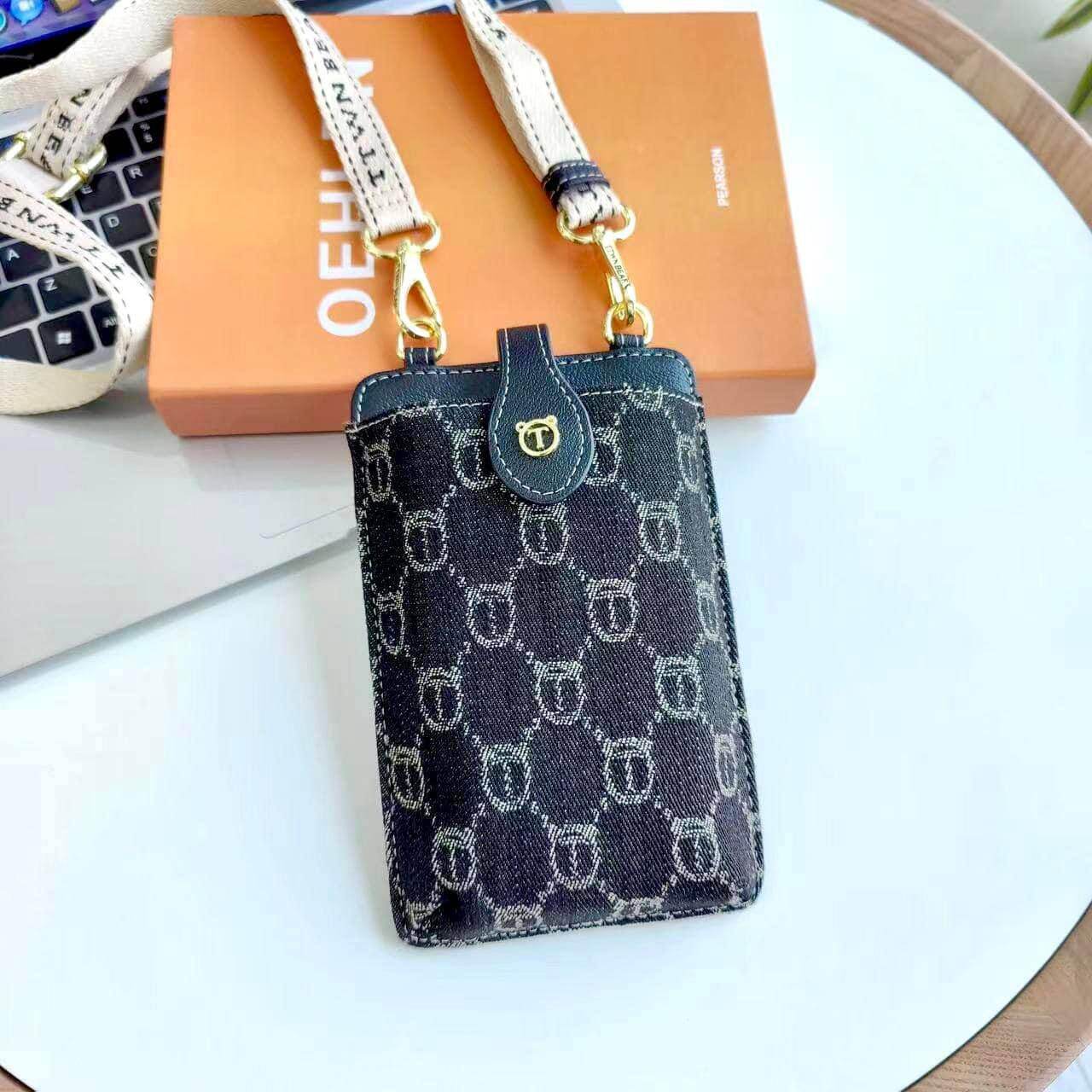 túi đeo chéo phone bag ttwn bear (sẵn ship)