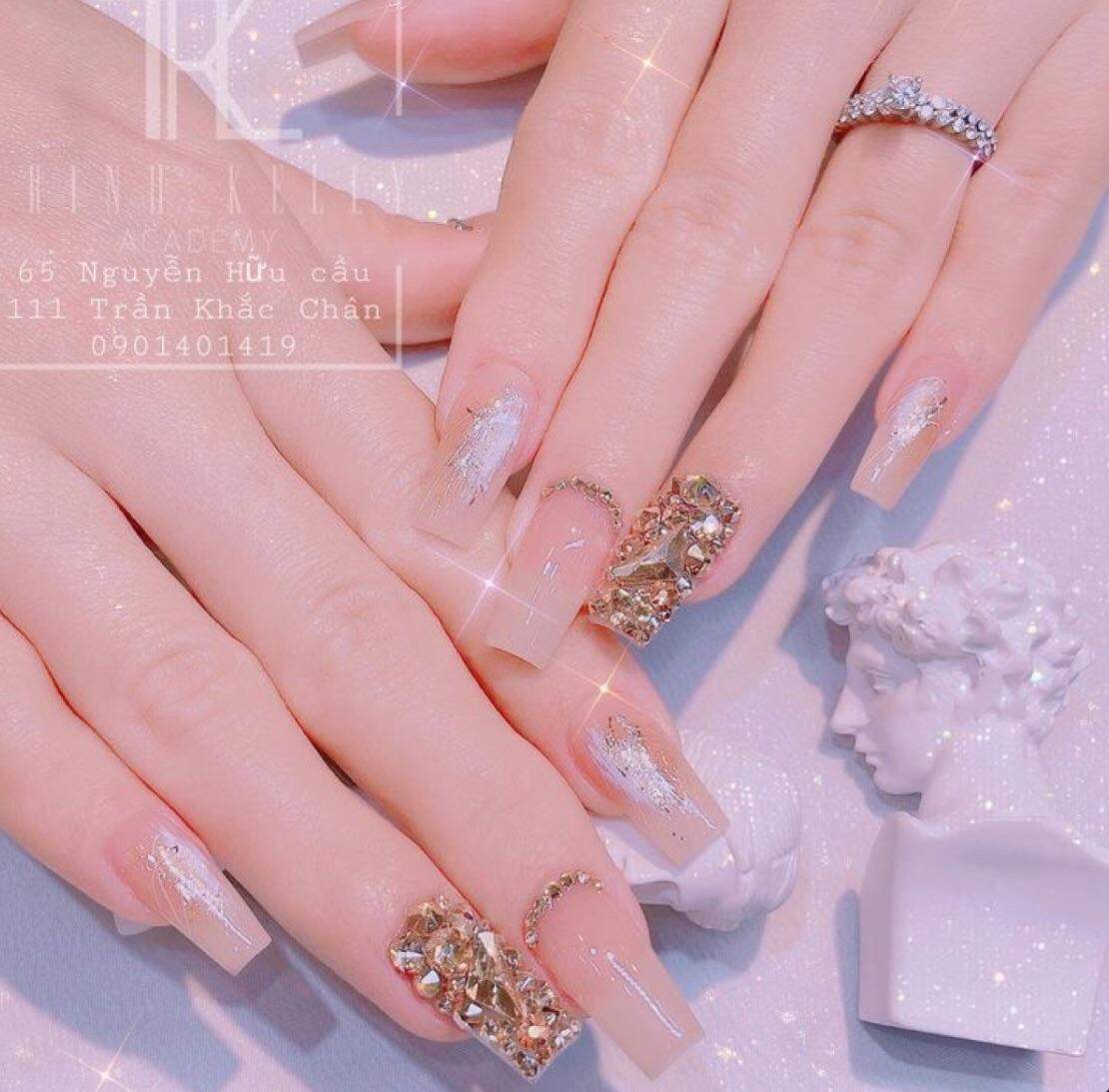 Nail box - Móng tay giả - bộ 24 móng sơn gel đính hoa bột và đá siêu sáng kèm keo