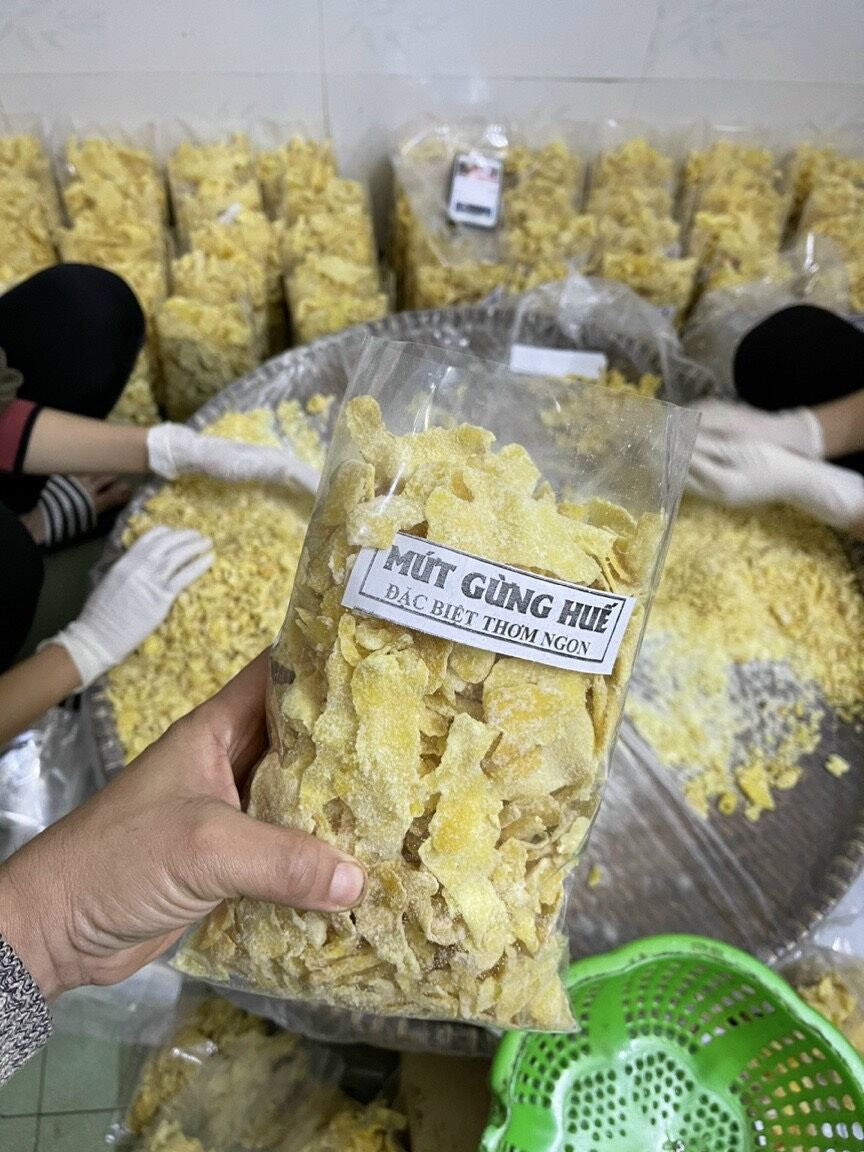 MỨT GỪNG HUẾ (gừng lát chuẩn huế) hộp 500g/ 1kg 2 túi 500g