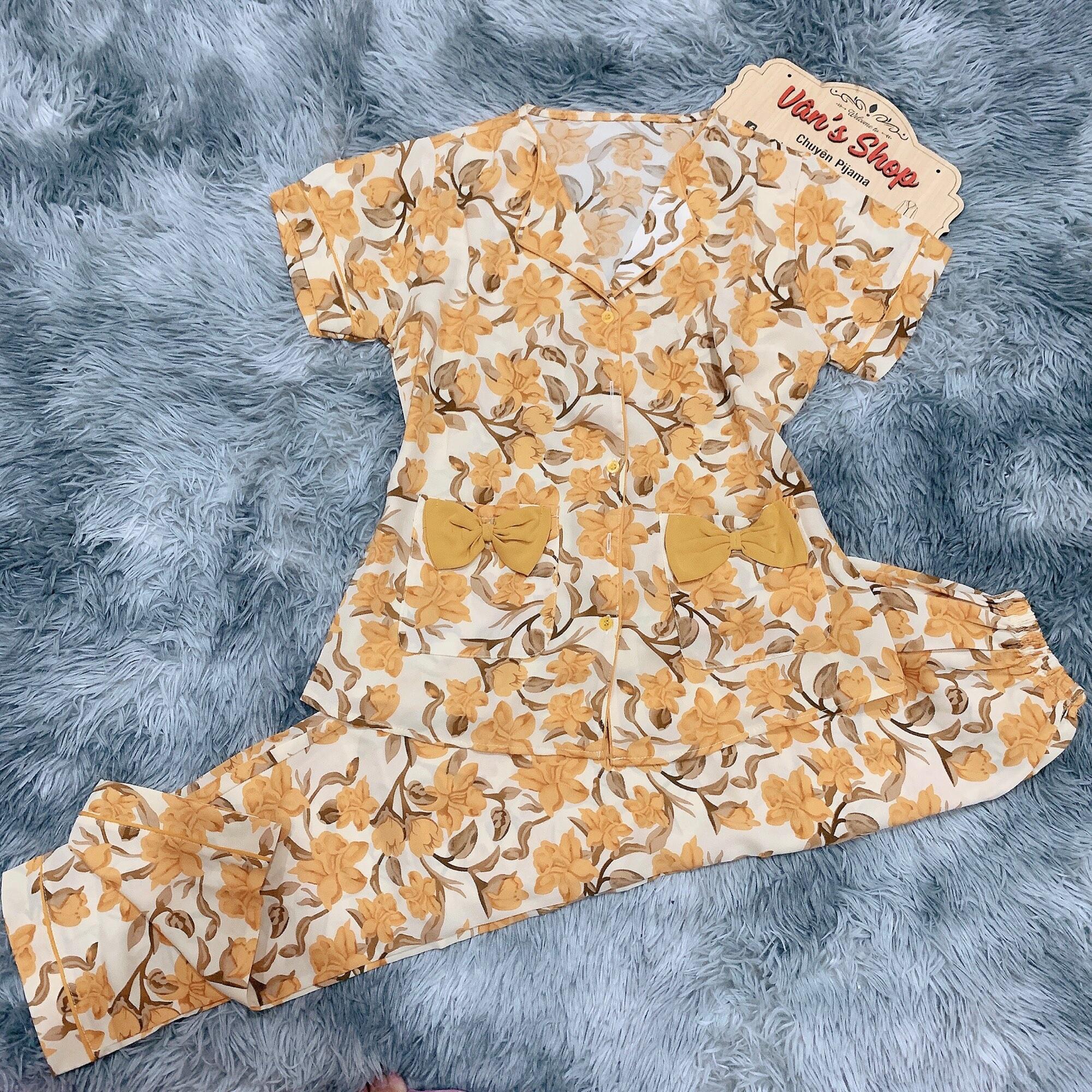 Bộ pijama tay ngắn quần dài lụa mango, cổ sen/sen bèo, Freesize