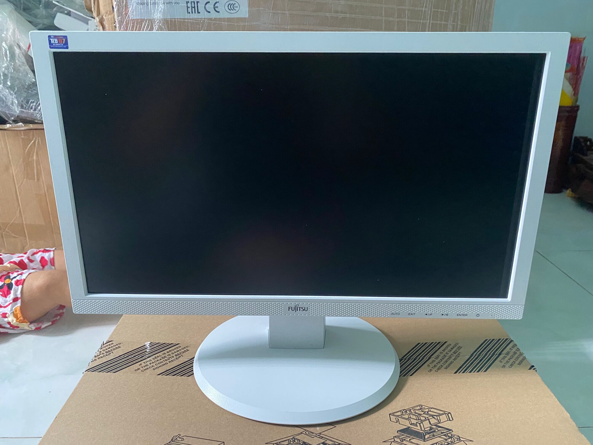 Màn hình vi tính Fujitsu 20 inch renew Fullbox