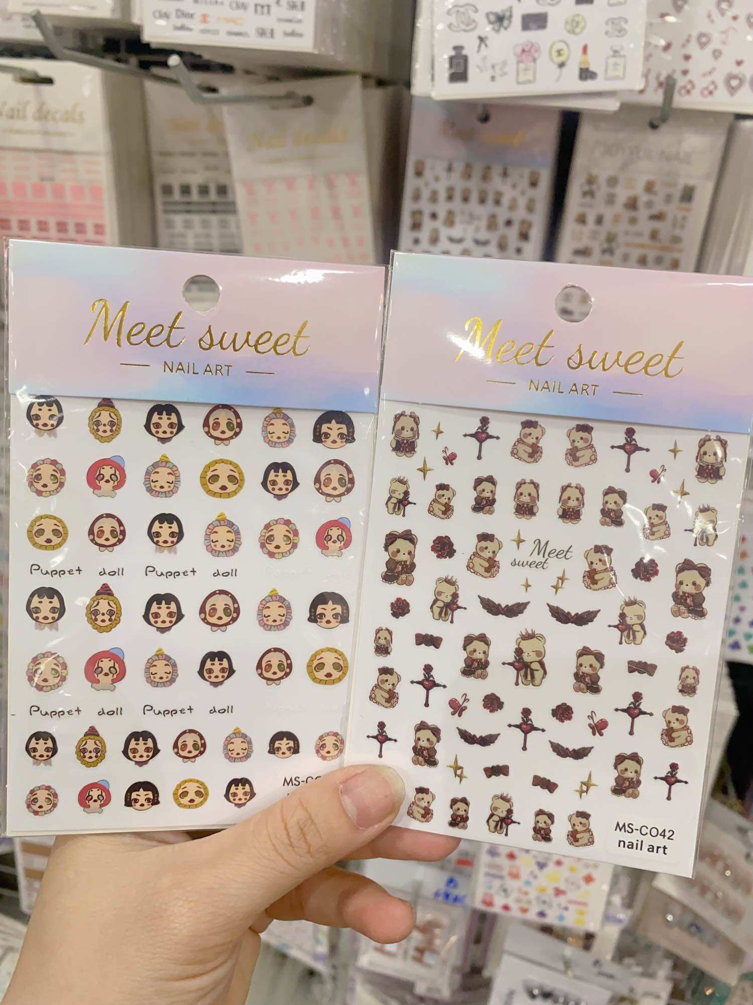 Stiker dán 2 tấm/10k