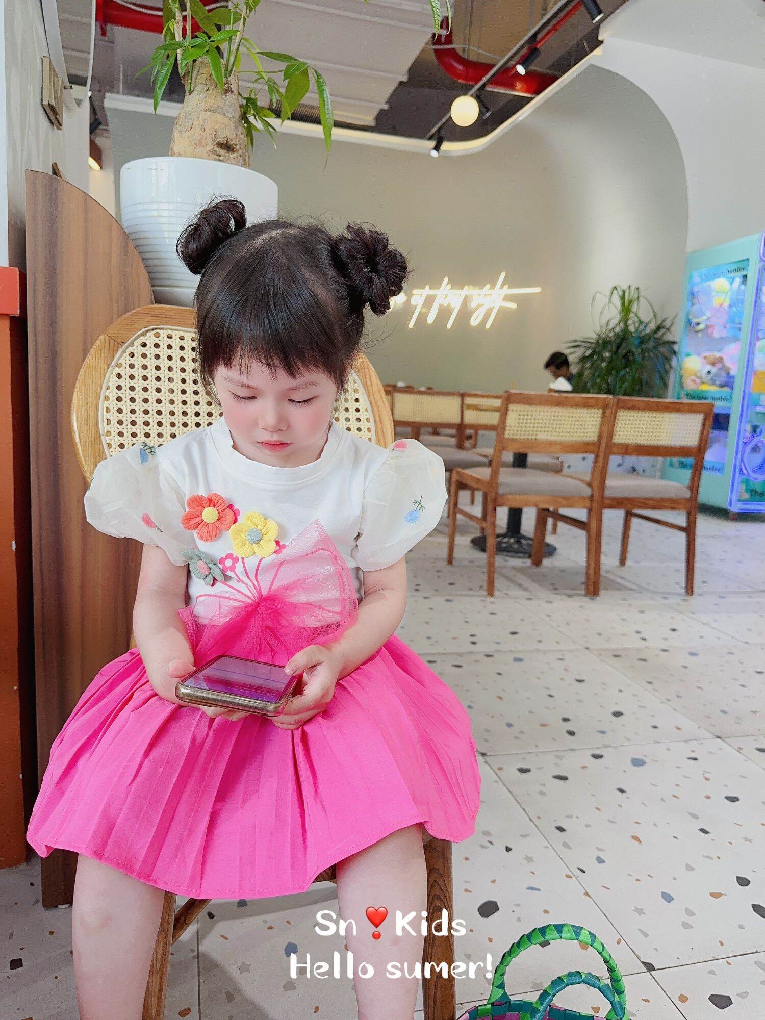 Sét váy bé gái tay bồng thêu hoa