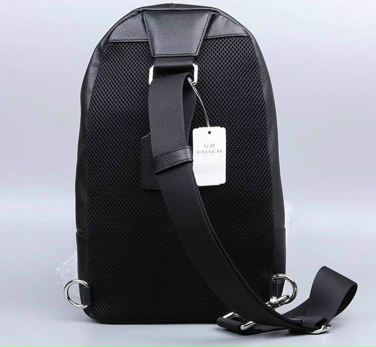 Túi đeo chéo C.o.ach for men xuất xịn