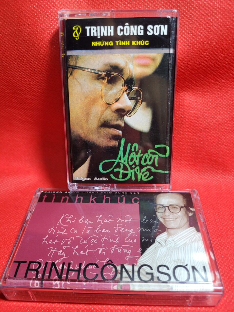 2 cassette trịnh 2000 & một cõi đi về. mới, đẹp