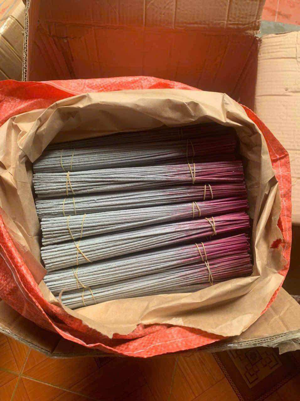 Phao' bông que gỗ bó to 65-80 que