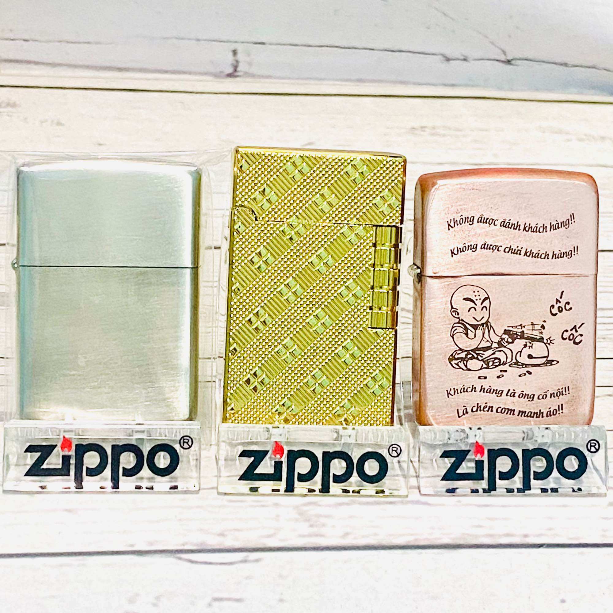 Mica Display Stand with Zippo Lettering