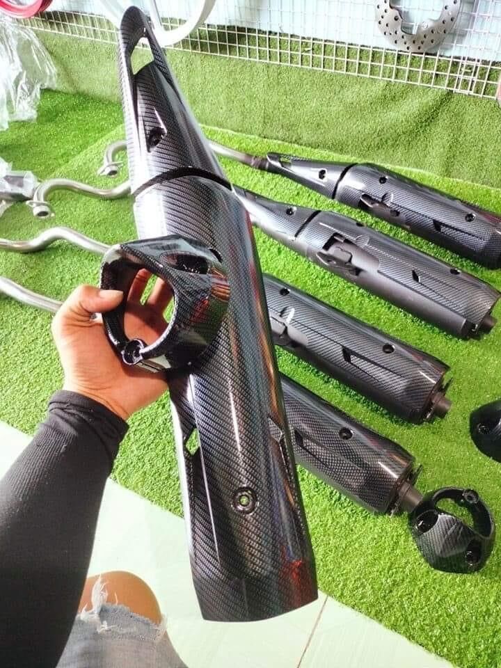 Ốp pô ex 150 màu carbon gắn như zin